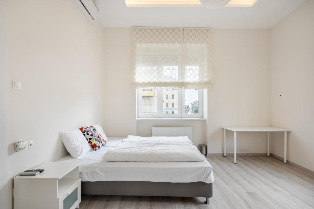 Cascade Corvin Apartment Budapest Esterno foto