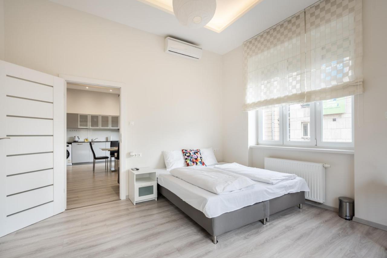Cascade Corvin Apartment Budapest Esterno foto