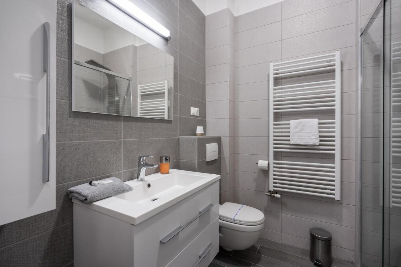 Cascade Corvin Apartment Budapest Esterno foto